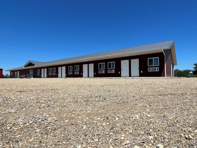 Exterior & Views, Come On Inn Motel, Division No. 2