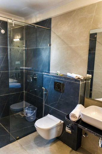 Bathroom, MAULIK RETREAT, Nainital