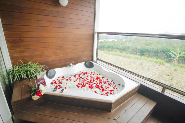 Calya Villas Syariah Room Type - Calya Villa Syariah 1 Bedroom with Private Jacuzzy Calya Villas Syariah Room Type - Calya Villa Syariah 1 Bedroom with Private Jacuzzy