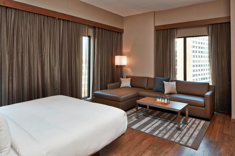 Bedroom 4, AC Hotel by Marriott Minneapolis Downtown, Hennepin