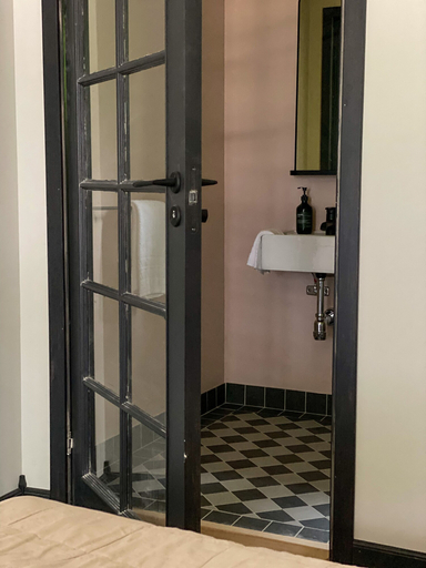 Bathroom 3, Rallarhustruns, Hässleholm