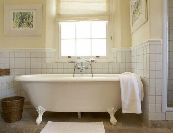 Bathroom 5, La Cabrière Country House, Cape Winelands