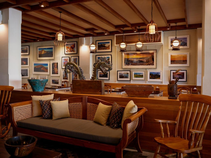 Public Area 2, diAtas by Art Cafe Bumbu Bali, Badung