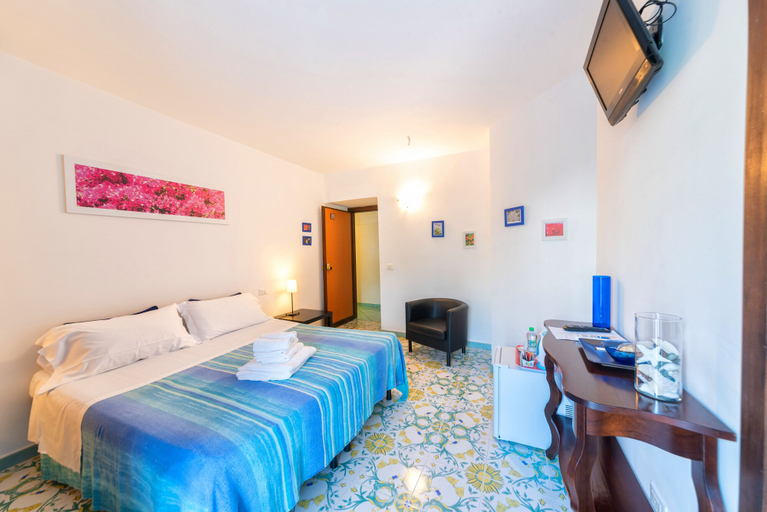 Bedroom 5, Maison Twentyfive, Napoli