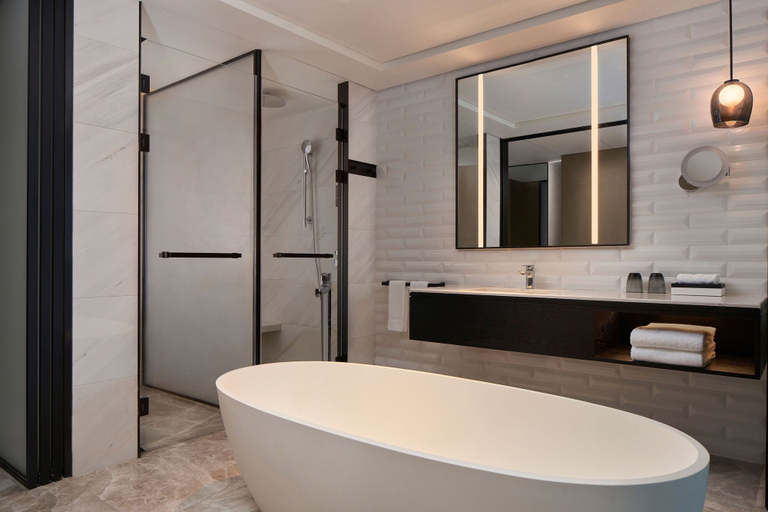 Bathroom 5, Sheraton Xi'an South, Xi'an