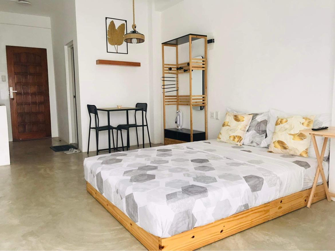 Bedroom 4, Happy Island Inn, Virac