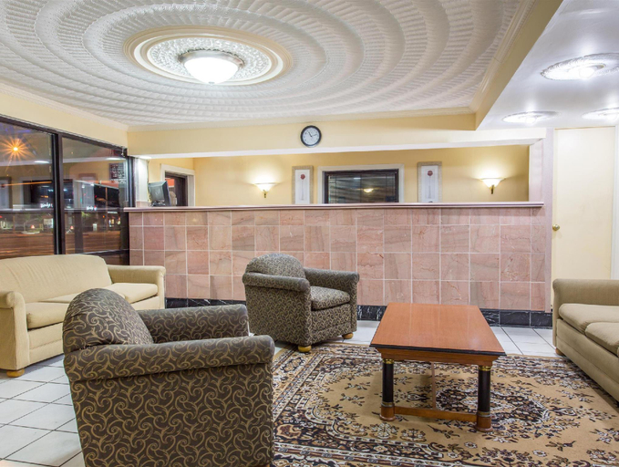 Public Area 2, Knights Inn - Lynnhaven Virginia Beach, VA, Virginia Beach
