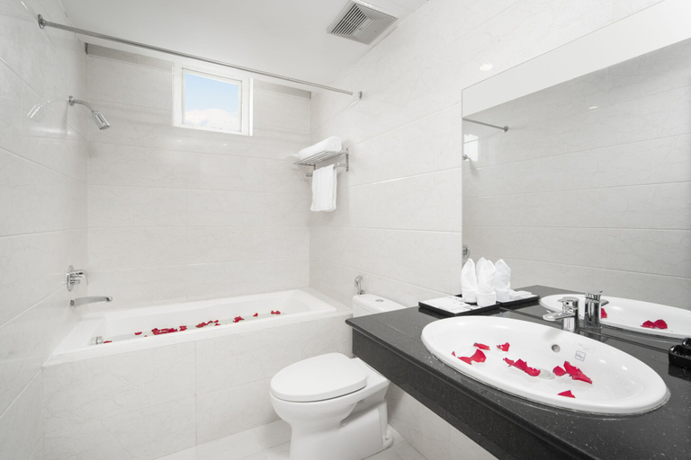 Bathroom 5, Nature Hotel Da Nang, Da Nang