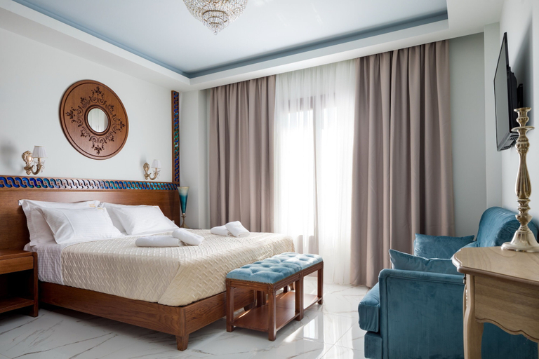Bedroom 4, Vener Luxury Suites, Crete