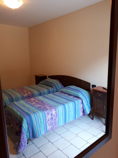 Bedroom 3, Lo Scoiattolo, L'Aquila