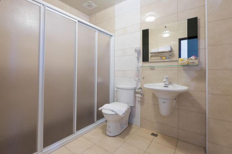Bathroom 4, Xiang Xiang Hotel, Pingtung