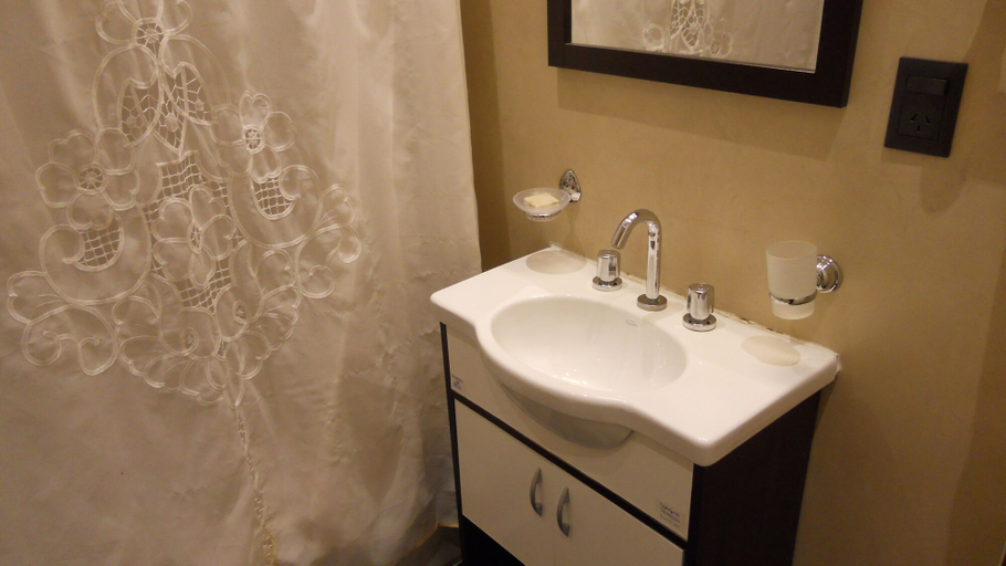 Bathroom, Av. Córdoba 2 Dormitorios, Distrito Federal
