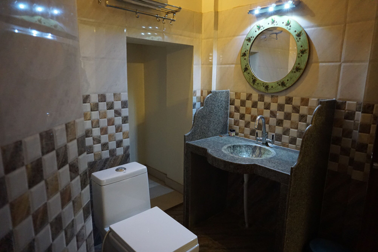 Bathroom 3, Nirvana Home, Jodhpur