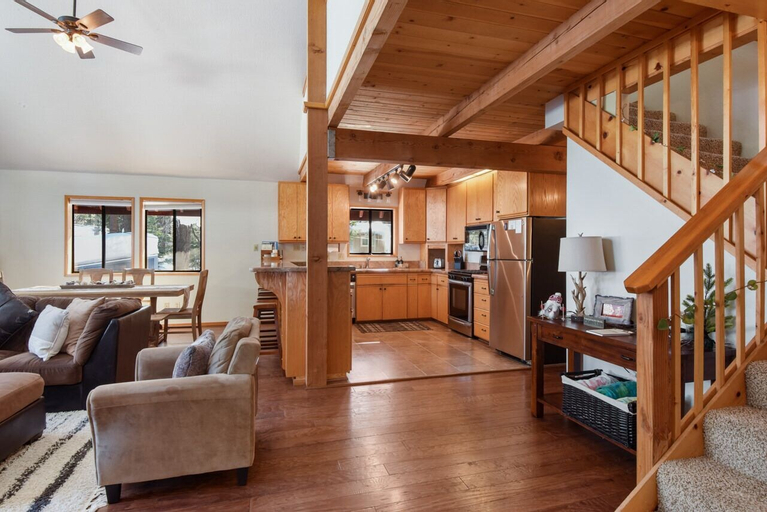 Others 5, Tahoe Vista Lake Lodge, Placer