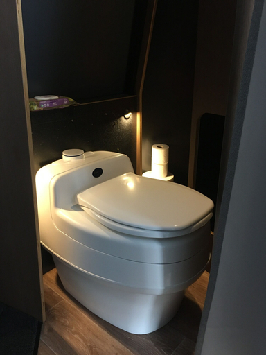 Bathroom, SnowLounge AuroraHut GlasIgloos IceHotel, Lapland