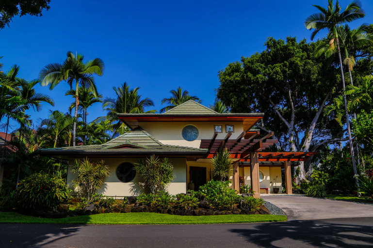 Alii Point #15 - Almost Oceanfront 3 Bedroom Home by RedAwning, Hawaii