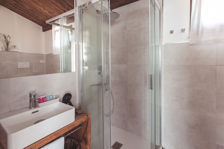 Bathroom 4, Agriturismo Querceto, Perugia