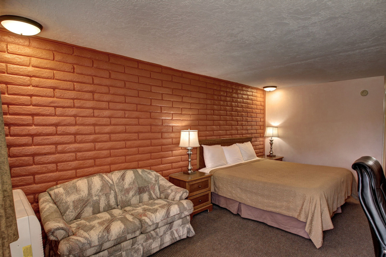 Bedroom 4, Country Inn, Beaver
