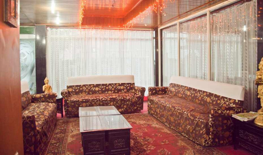 Public Area 3, Goroomgo Shambhu Darjeeling, Darjiling