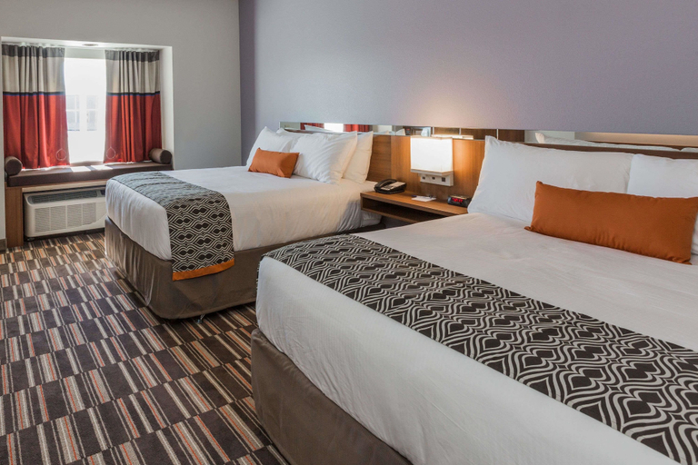Bedroom 5, Microtel Inn & Suites By Wyndham Tioga, Williams