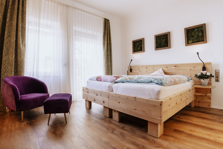 Bedroom 3, Hotel Arabella, Wetteraukreis