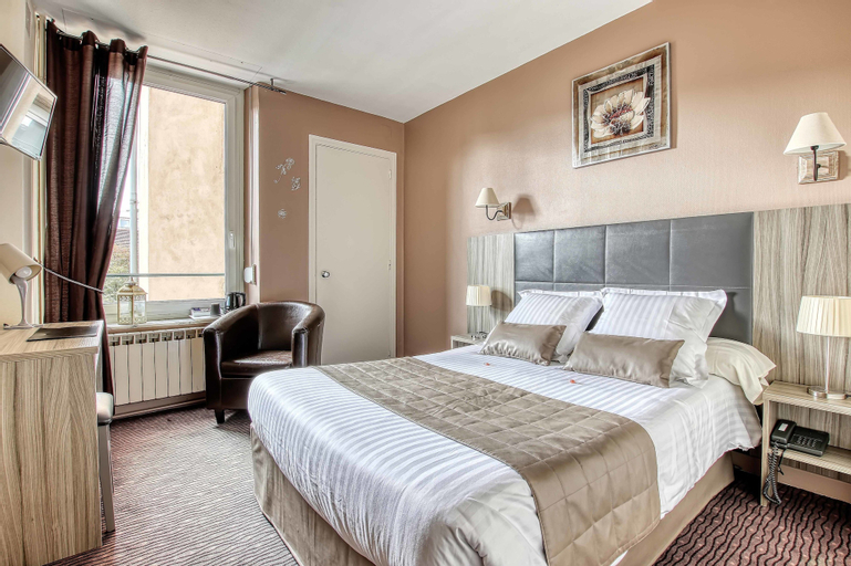 Bedroom 9