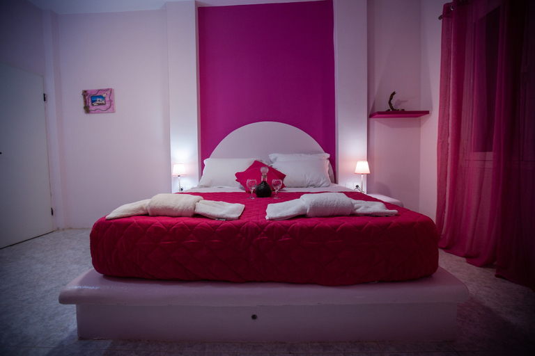 Bedroom 3, Pasithei Studios, South Aegean