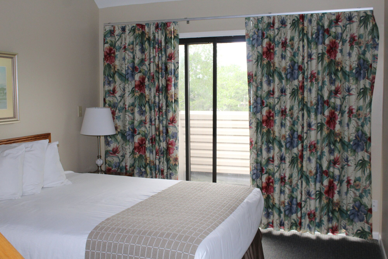 Bedroom 2, Sand Castle Village, Craven