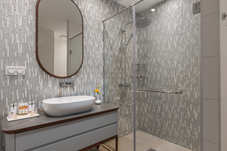 Bathroom 3, MARITIM Hotel Amelia, Balchik