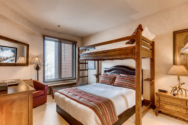 Bedroom 3, Highlands Area by East West Hospitality, Eagle