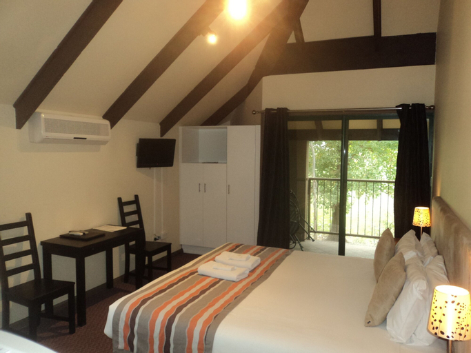 Bedroom 6