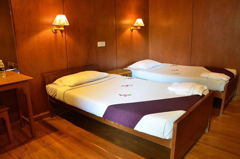 Bedroom 2, Aung Mingalar Hotel, Myingyan
