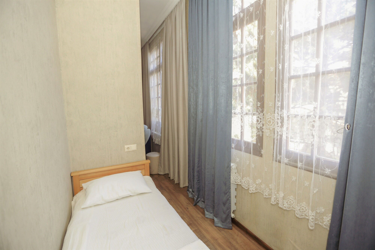 Bedroom 2, Apartment near Art Cafe Home, Tbilisi
