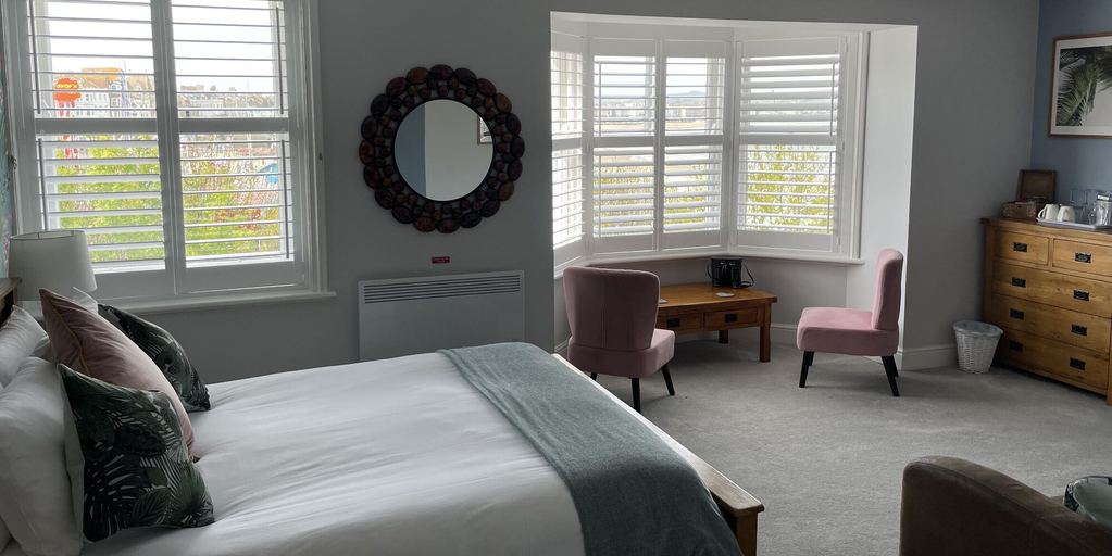 Bedroom 2, The Lantana, Dorset
