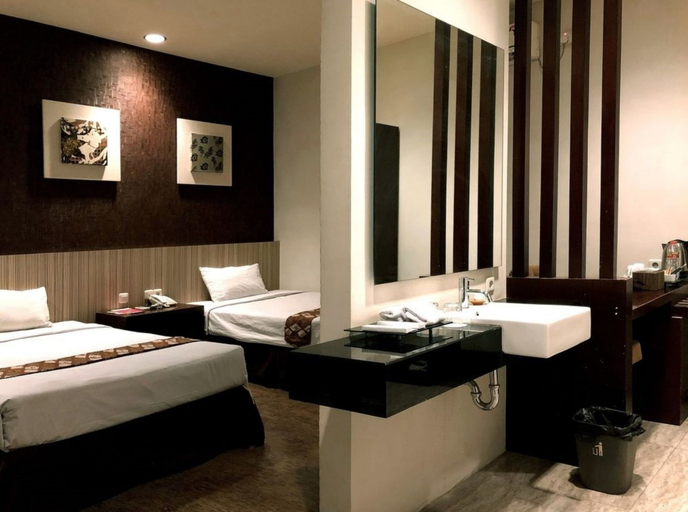 Bedroom 2, Hotel Sinar 1, Surabaya