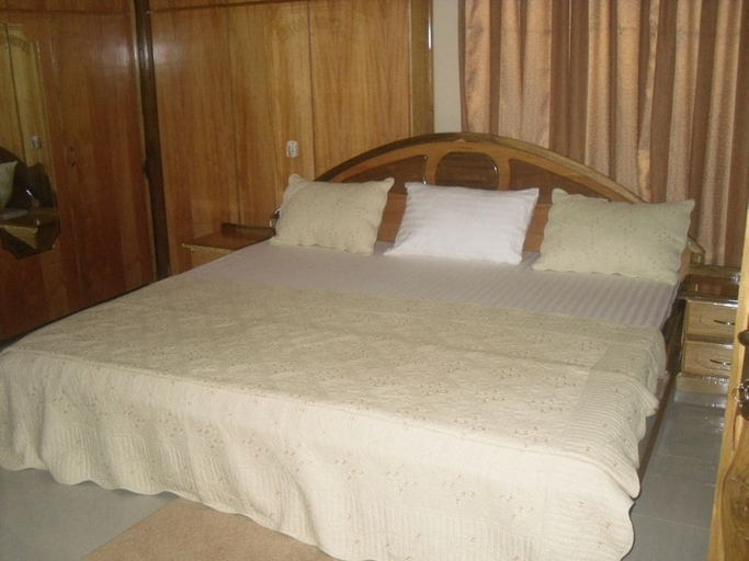 Bedroom 2, Senator Hotel, Kumasi