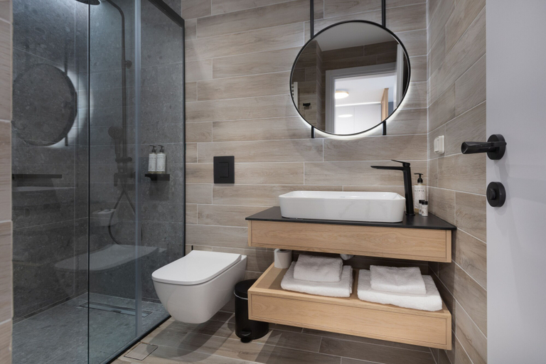 Bathroom 5, LUX&EASY Athens Downtown Residences, Attica