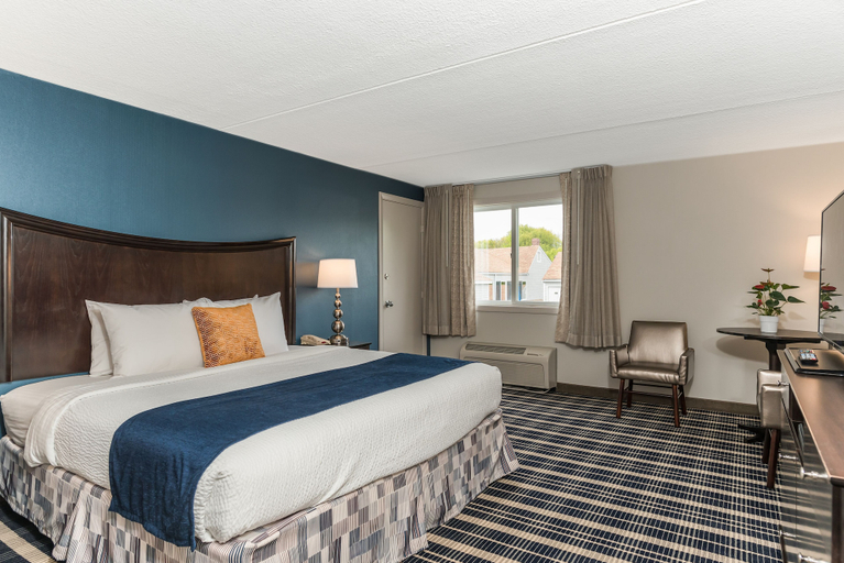 Bedroom 3, Rockport Inn And Suites, Essex