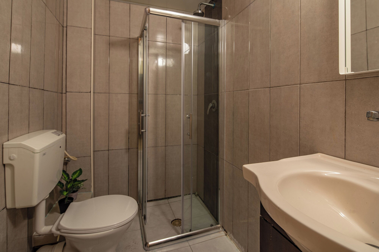 Bathroom 2, PORT CITY HAIFA - Jaffa Apartments