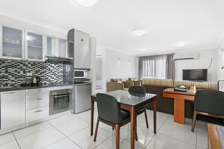 Dining Room 4