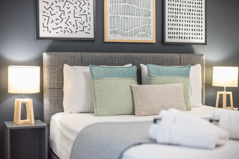 Bedroom 2, Elegant Suite by CloudKeys, Attica
