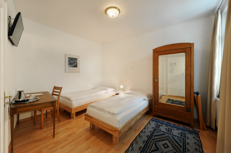Bedroom 3, Hotel National Bern, Bern