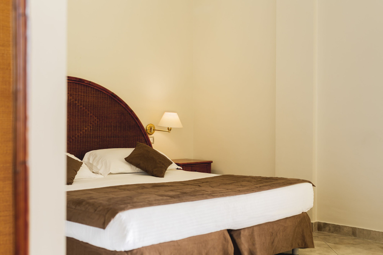 Bedroom 3, Hotel Ara Solis, Taranto