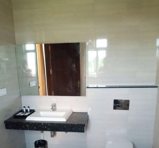 Bathroom 3, Grand 5 Resort, Meerut