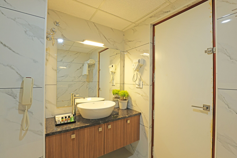 Bathroom 3, Krishnavalsam Regency, Thrissur