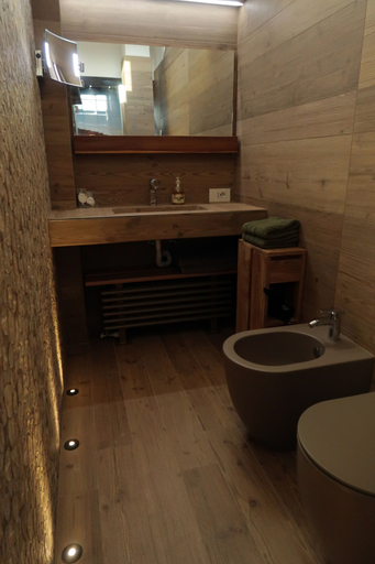 Bathroom 5, Michele Guest House, Pisa