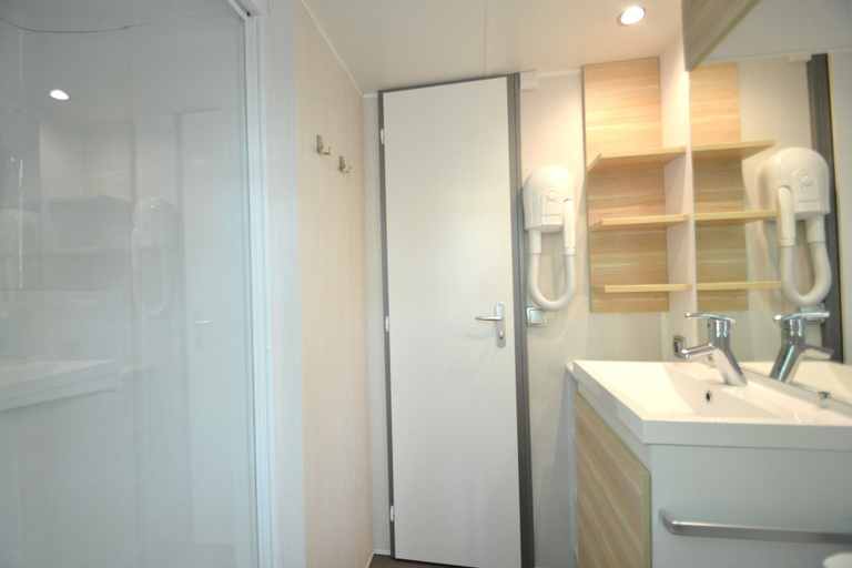 Bathroom 3, De Thijmse Berg, Rhenen