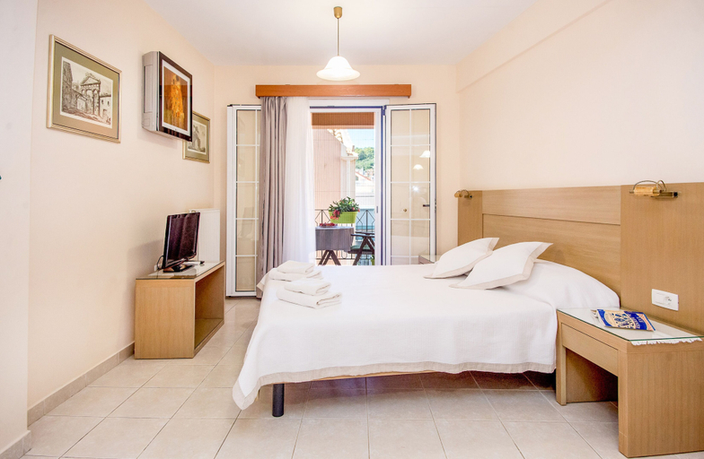 Bedroom 4, Rouchotas Apartments, Ionian Islands