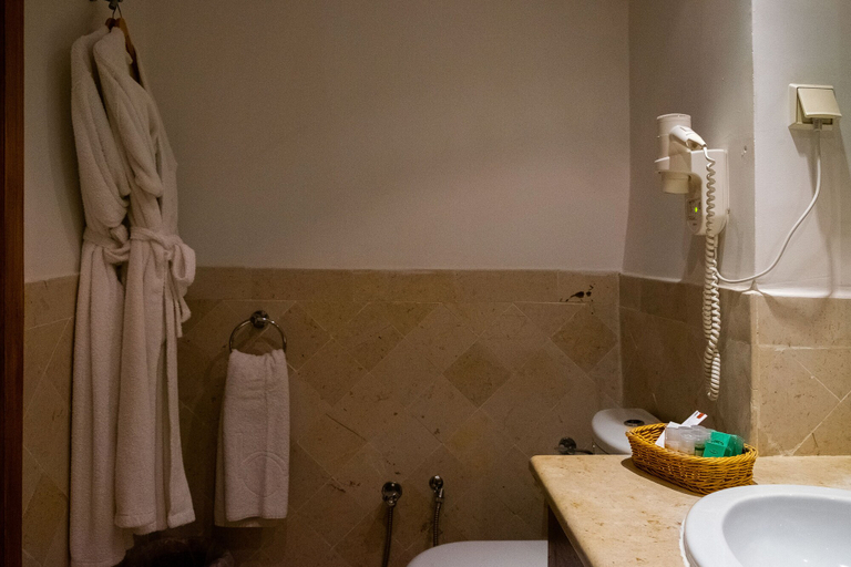 Bathroom 4, The Orangers Beach Resort and Bungalows - All Inclusive, Hammamet