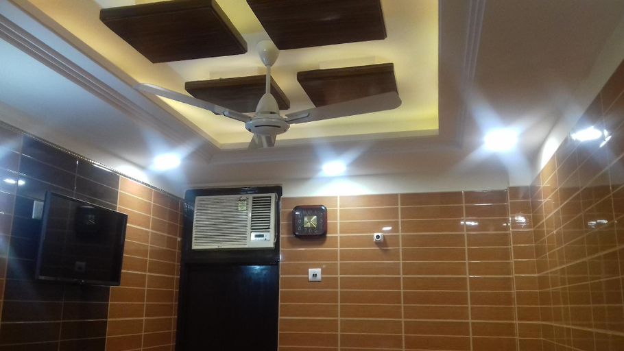 Others 5, Posh Sdelhi Foreigners Area, Vsafe, Lajpat Ngr-2, Delhi